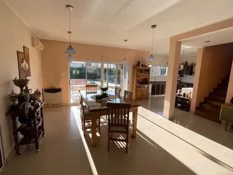 Casa en Venta en Village Del Parque, USD 280.000