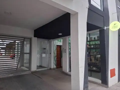 Exc Depto Monoambiente Venta 20 De Febrero Al 1700 , Piso 3