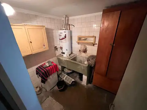 Casa en Venta con 4 cocheras