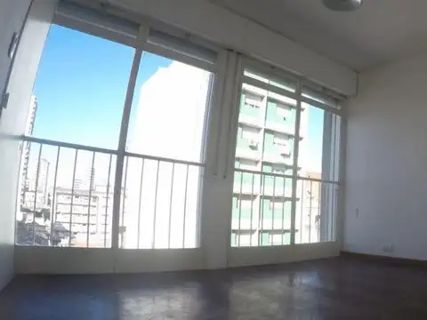 DEPARTAMENTO DOS AMBIENTES INMEJORABLE UBICACIÓN