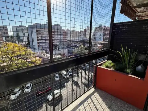 DEPARTAMENTO 2 AMBBIENTES FRENTE BALCON- SIN MASCOTAS