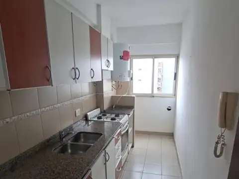 Departamento en Alquiler en Santos Lugares, $ 650.000