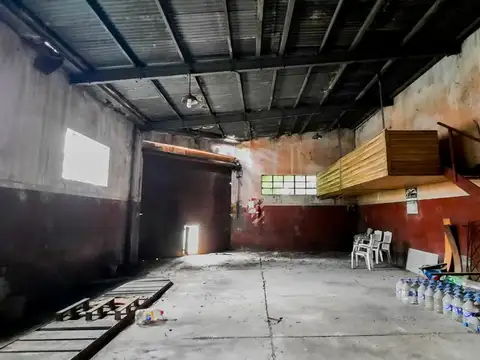 Galpon en Venta 20  mts Fondo