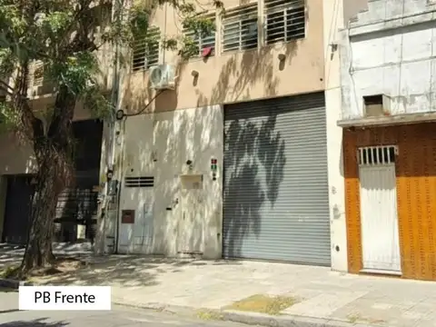 Depósito en venta - 10 Ambientes - 1.200mts2 - Flores