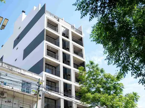 VENTA LOCAL A ESTRENAR EN PARQUE CHAS