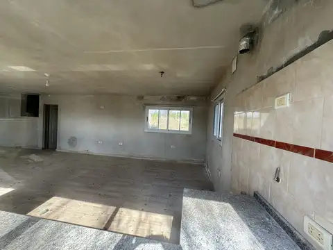 VENTA CASA EN COUNTRY ALTOS CARLOS PAZ A TERMINAR