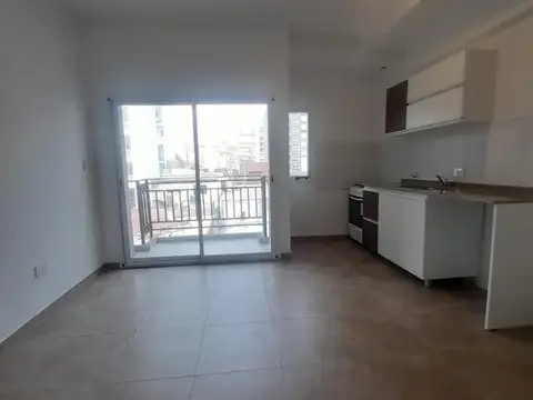 Riobamba  al 2200 e/ matheu y pueyrredon