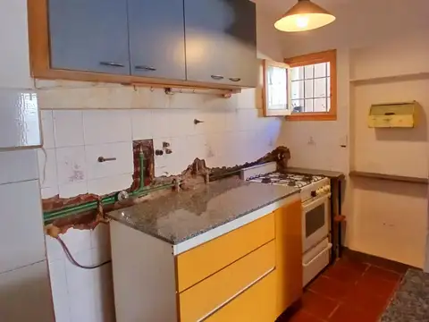 Depto Tipo Casa en Venta 80 años