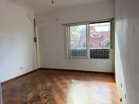 Depto Tipo Casa 4 ambientes con 2 baños