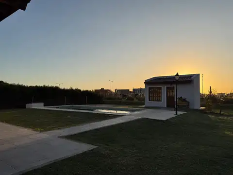 Casa en Alquiler de 3 dormitorios