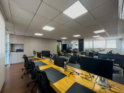 Oficina en Alquiler en Centro, $ 3.000.000