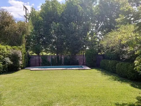 Casa en Alquiler Temporal en Tigre Centro, USD 2.700