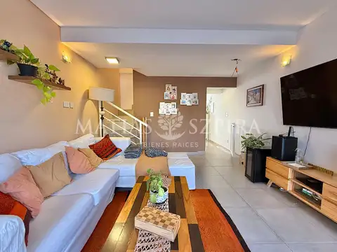 Depto Tipo Casa en Venta de 3 dormitorios
