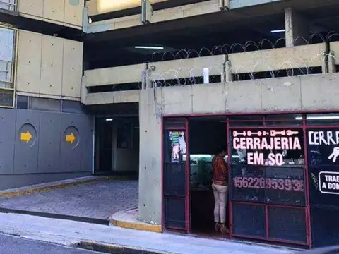 Dos Cocheras Contiguas, Fijas y Cubiertas, 2do Subsuelo