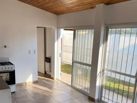 Depto Tipo Casa en Alquiler A Estrenar
