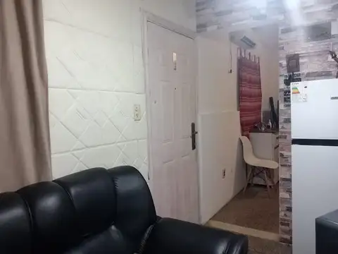 Depto Tipo Casa en Alquiler en Flor De Maroñas, $U 14.990