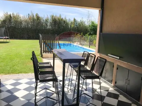 Casa en Alquiler Temporal de 4 dormitorios