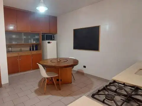 Casa 4 ambientes en Olivos
