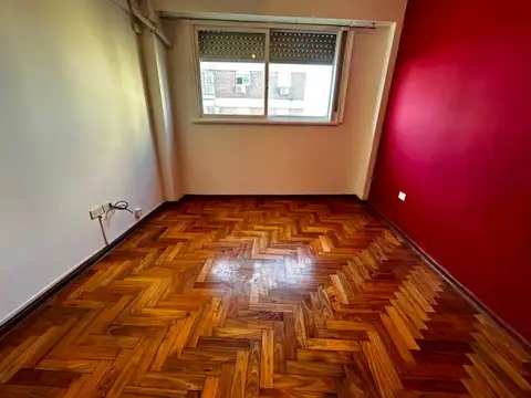 Departamento de 2 Ambientes al Frente con balcon Luminoso Muy Buen estado!
