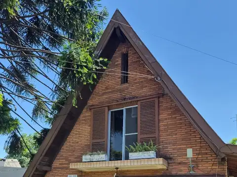 Casa en Venta con 7 cocheras