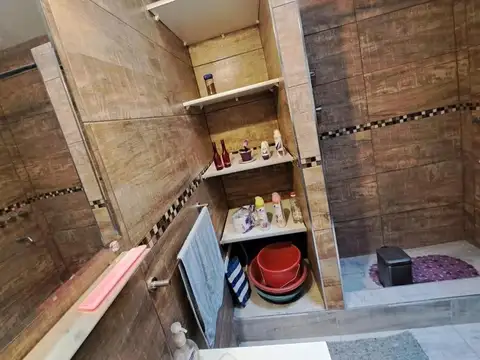 VENTA  DE CASA  3 AMBIENTES MERLO