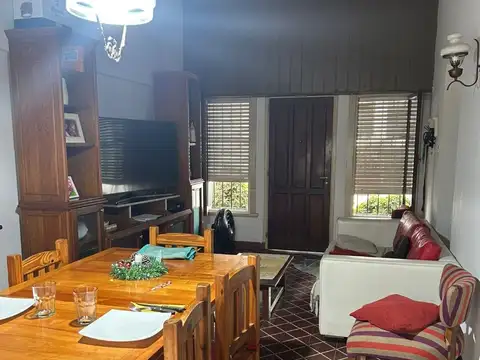 CASA RESIDENCIAL A 100 MTS DE LA LAGUNA