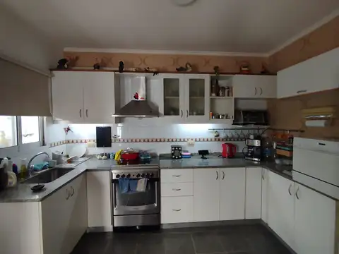 Depto Tipo Casa en Venta con 1 cocheras