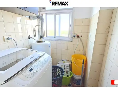 Departamento 4 ambientes con 2 baños