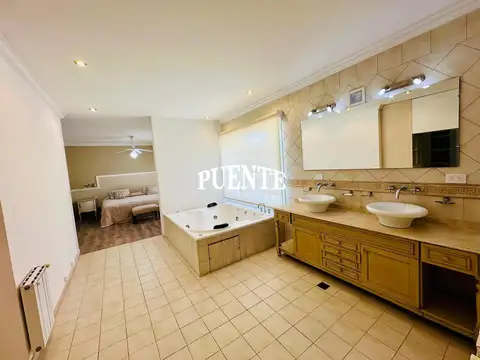 Casa en Alquiler en Saint Thomas, USD 2.200
