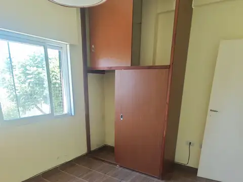 Departamento en Alquiler en Ramos Mejia Sur, $ 450.000