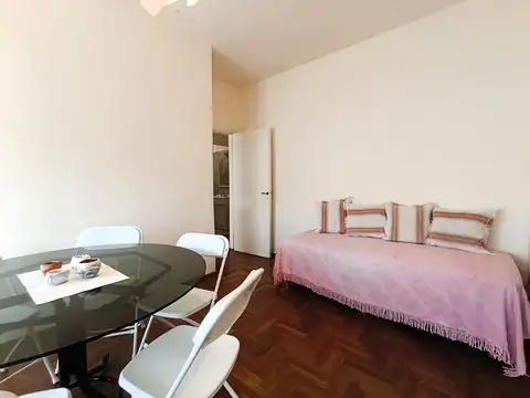 Casa en Alquiler Temporal con 1 cochera