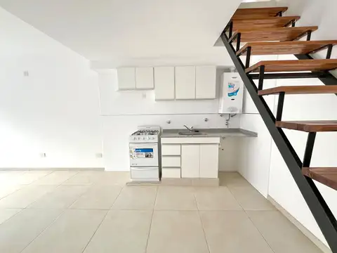 Depto Tipo Casa en Alquiler al Este