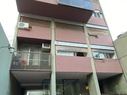 Blvd. San Juan 480 , Piso 8