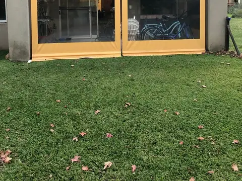 Depto Tipo Casa en Venta de 2 dormitorios