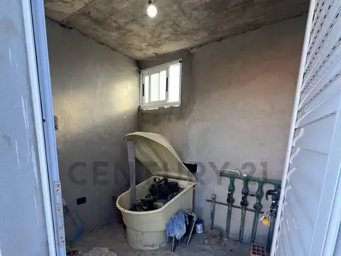 Casa en Venta con 4 cocheras