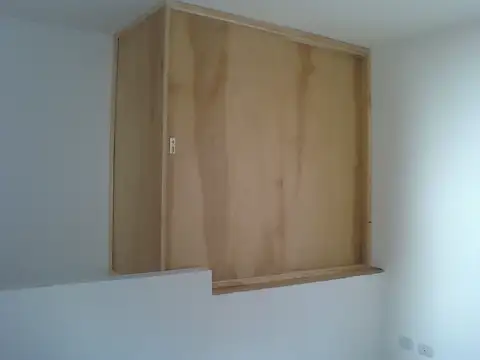 Pasillo Duplex 1 Dormitorio y comodin