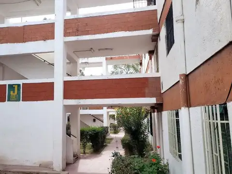 VENTA DEPARTAMENTO EN GODOY CRUZ