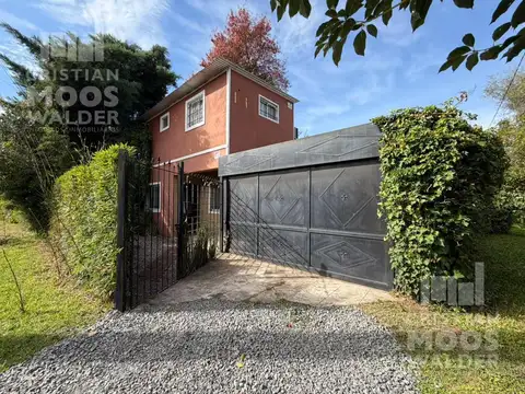 Casa de 4 ambientes en venta en  zona de la Ruta 26