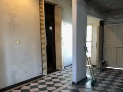 Depto Tipo Casa en Alquiler con 1 cocheras