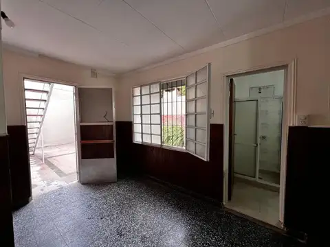 Depto Tipo Casa en Alquiler de 2 ambientes