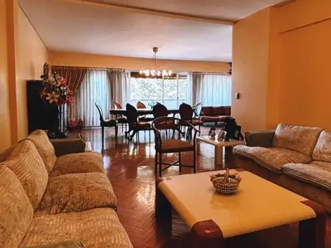 Departamento 4 ambientes con 4 baños
