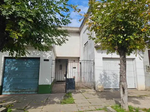 Casa 6 ambientes con 1 baño