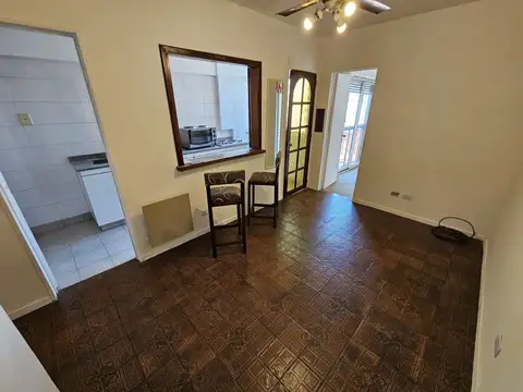 Venta 2 Amb Lateral Luminoso con Cochera en Belgrano