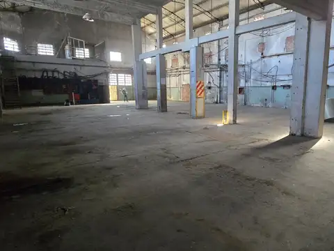 Galpon en Venta en Lanus Oeste, USD 180.000