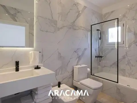 Casa en Venta en Saint Thomas Este Oeste - Canning
