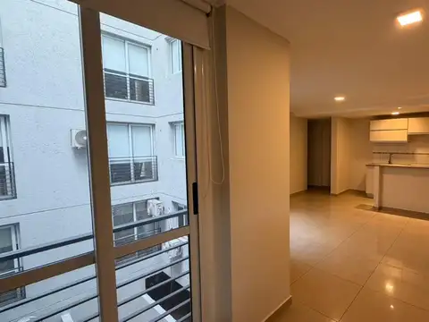 Isabel La Católica 800, Piso 3