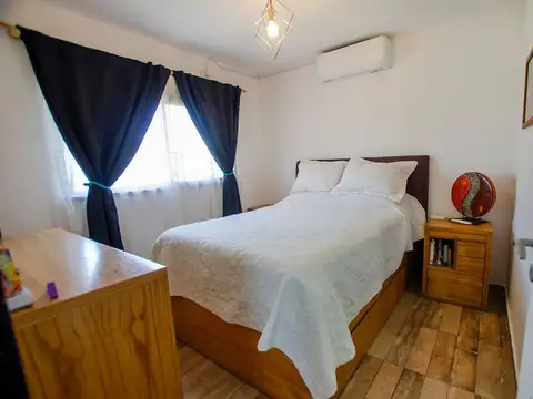 Casa en Venta en Laguna Azul, USD 108.000