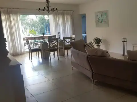 Corredor Bancalari - Benavidez 6900, B1617 Gral. Pacheco, Provincia de Buenos Aires,