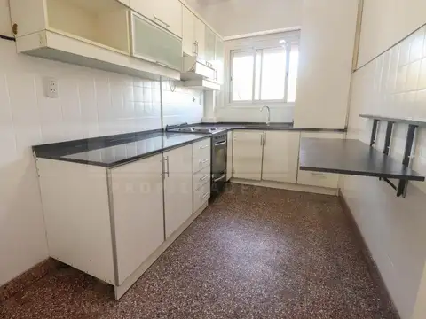 Departamento en Alquiler de 4 ambientes
