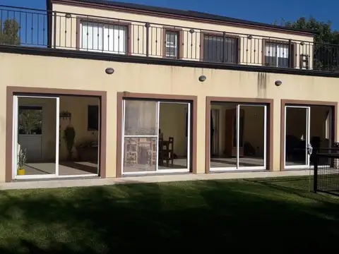 Casa en Venta de 4 dormitorios
